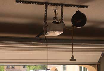 Garage Door Opener Replacement - Araquey